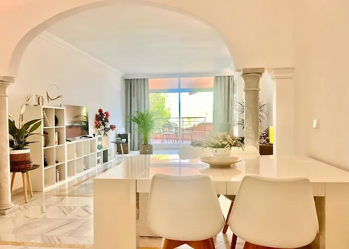 Gran En Magna Appartement Marbellac